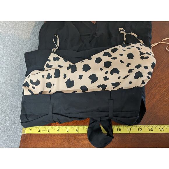 Socialite Cheetah Jumpsuit XS Beige Black Animal Print‎ VNeck Belted One Piece - Picture 8 of 12